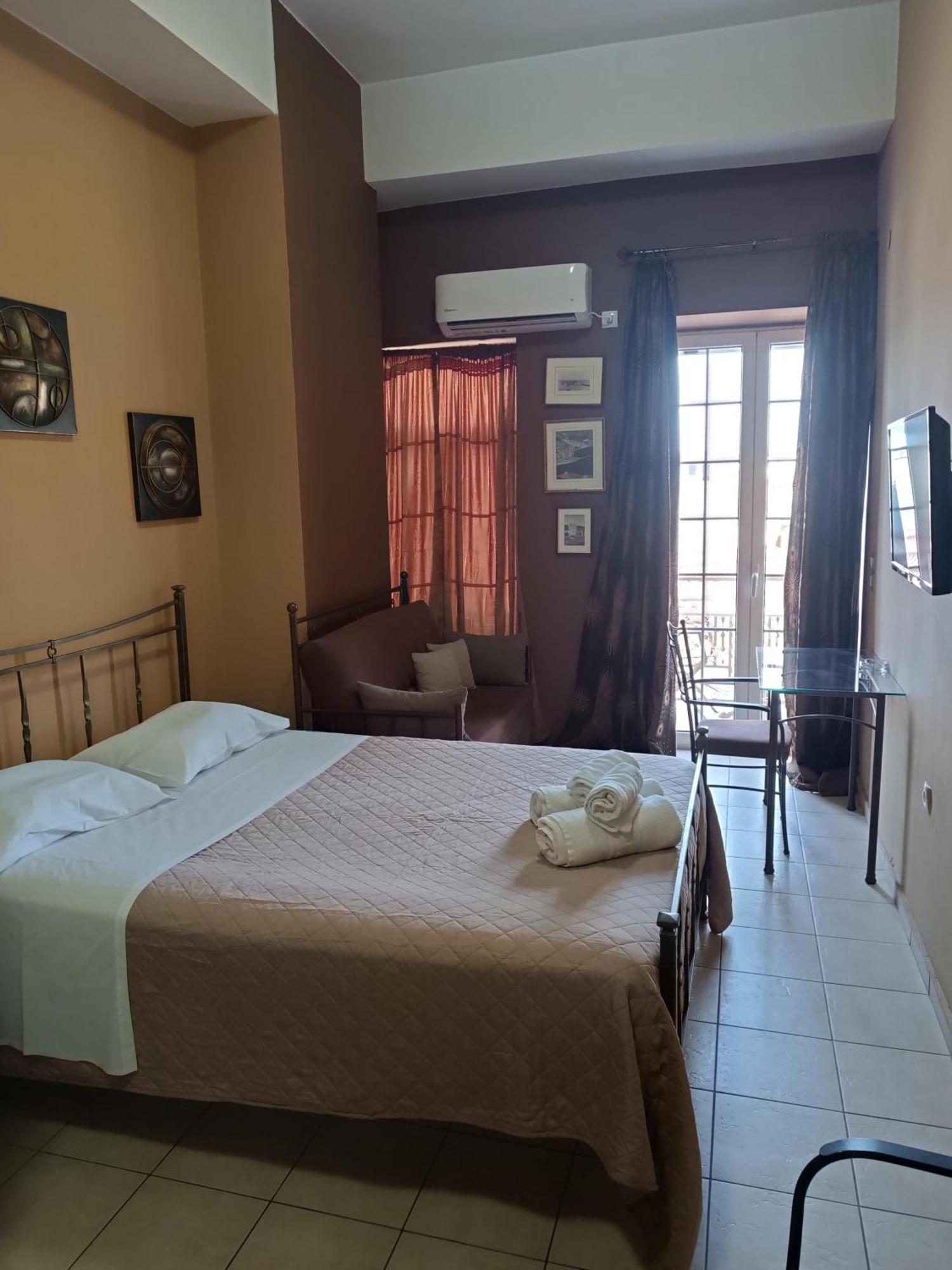 Amfitrion City Gythio Ngoại thất bức ảnh